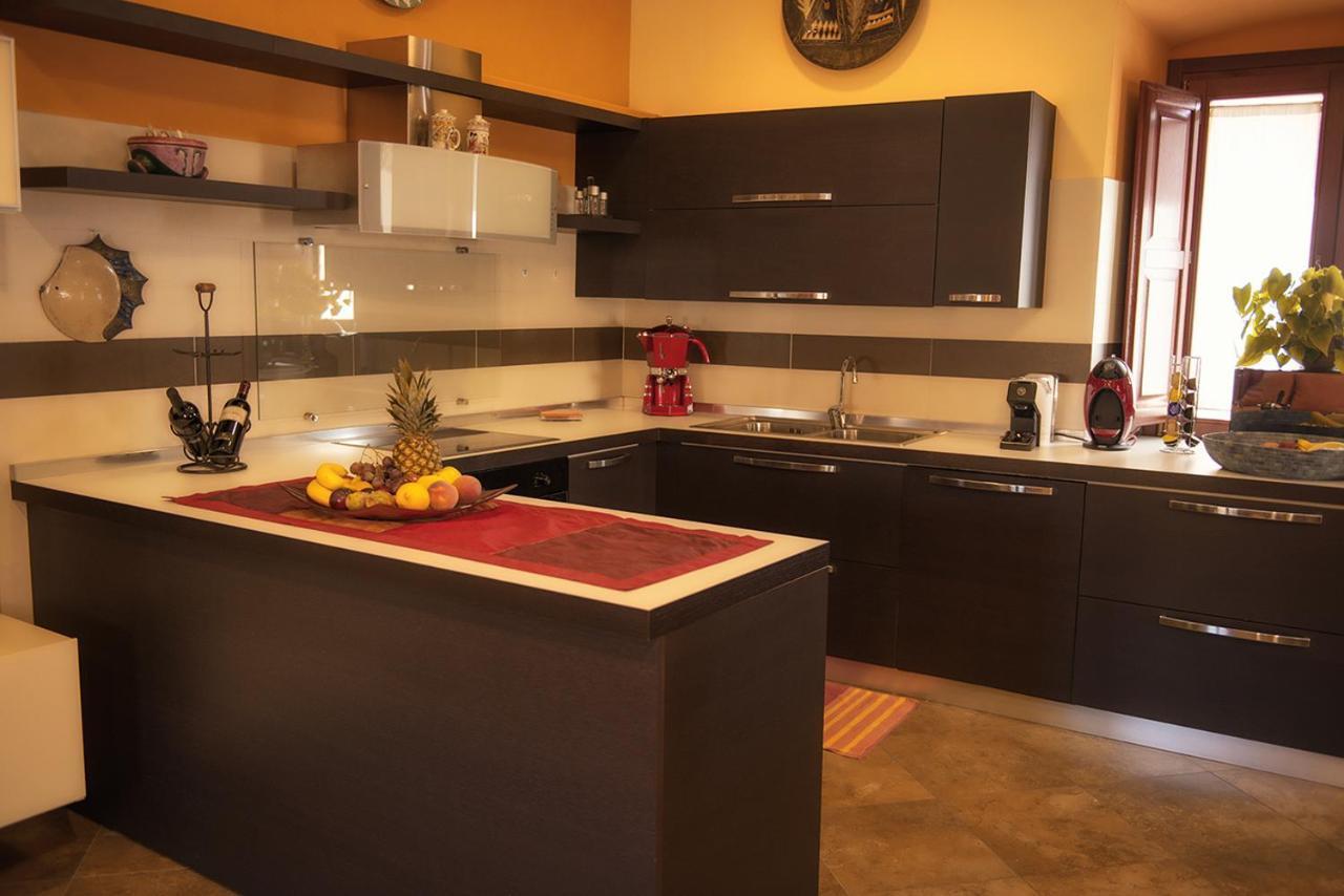 Luxury Home Bosa Apartment Esterno foto
